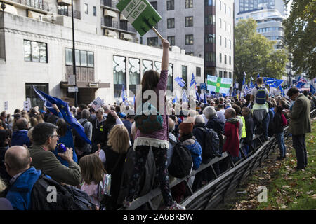 October 20, 2018, London, United Kingdom: A girl holds a placard during the protest..The Anti Brexit march gathered thousands of people who peacefully protested against the decision of leaving the European Union after the referendum of June 23rd 2016. (Credit Image: © Guillermo Santos/SOPA Images via ZUMA Wire) Stock Photo