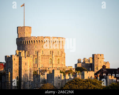 Last Sunshine of the Day hitting the Towers of Royal Windsor Castle, Windsor, Berkshire, England, UK, GB. Stock Photo