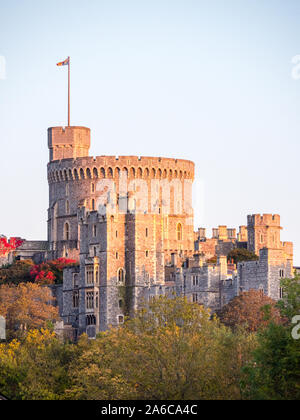 Last Sunshine of the Day hitting the Towers of Royal Windsor Castle, Windsor, Berkshire, England, UK, GB. Stock Photo