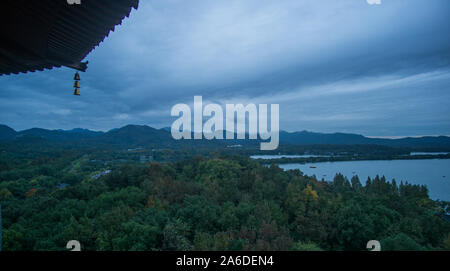 An early winter day around the beautiful west lake of Hangzhou ,this amazing place is stunning all year round. Stock Photo