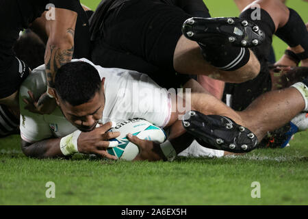 Yokohama, Japan. 26th Oct, 2019. Manu Tuilagi of England scores a try during the Rugby World Cup semi-final match between England and New Zealand in Kanagawa Prefecture, Japan, on October 26, 2019. Credit: Cal Sport Media/Alamy Live News Stock Photo
