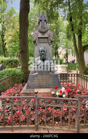 Russia,St Petersburg,Alexander Nevsky Lavra Monastery Stock Photo - Alamy