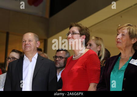 Germany, Berlin, 10/26/2019. Olaf Scholz and Klara Geywitz in the SPD headquarters in Berlin. The SPD members elect Federal Finance Minister Olaf Scholz and Klara Geywitz just ahead of Norbert Walter-Borjans and Saskia Esken for the SPD presidency. The race for the SPD presidency goes into the runoff election in November: the two candidates will then be elected at the party congress.