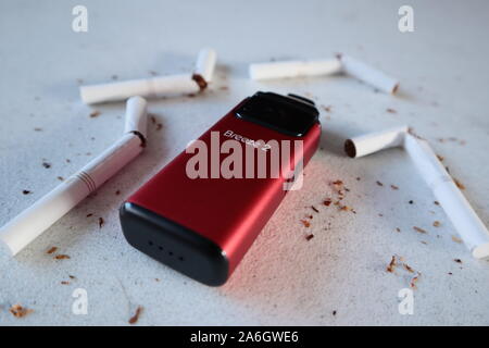 flum float 10 pack BREEZESMOKE Overview: Best Flavors, Prices, and More main image 1