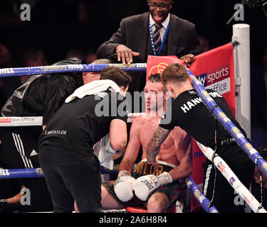 London, UK. 26th Oct, 2019. Josh Taylor (centre) on 10 second break  during the Regis Prograis vs Josh Taylor for Ali Trophy Final at The O2 Arena on Saturday, October 26, 2019 in LONDON UNITED KINGDOM. Credit: Taka G Wu/Alamy Live News Stock Photo