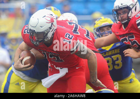 Newark, DE, USA. 26th Oct, 2019. Richmond quarterback JOE MANCUSO (12) rushes for a 9 yard touchdown during a week eight game between the #19 Delaware Blue Hens and the Richmond Spiders Saturday, Oct. 26, 2019, at Tubby Raymond Field at Delaware Stadium in Newark, DE. Credit: Saquan Stimpson/ZUMA Wire/Alamy Live News Stock Photo