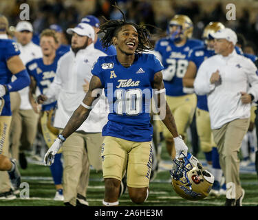 Tulsa, OK, USA. 26th Oct, 2019. Tulsa Wide Receiver KOREY KING (10) celebrates after a Memphis missed field goal during the Tulsa vs Memphis game on Oct 26th, 2019 at H.A Chapman Stadium in Tulsa, OK. Credit: Shane Cossey/ZUMA Wire/Alamy Live News Stock Photo