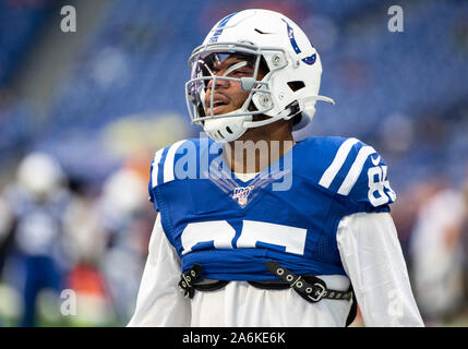 Indianapolis, Indiana, USA. 27th Oct, 2019. Indianapolis Colts tight end Eric Ebron (85) during pregame of NFL football game action between the Denver Broncos and the Indianapolis Colts at Lucas Oil Stadium in Indianapolis, Indiana. John Mersits/CSM/Alamy Live News Stock Photo