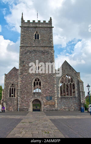 Ruins of St Peter's Church in Castle Park. Bristol, England Stock Photo