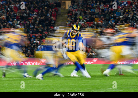 London, UK.  27 October 2019. Rams Quarterback, Jared Goff (16) with the ball during the 4th Qtr of the NFL match Cincinnati Bengals v Los Angeles Rams at Wembley Stadium, game 3 of this year's NFL London Games. Final score Bengals 10 Rams 24. Credit: Stephen Chung / Alamy Live News