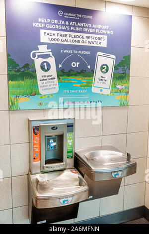 Georgia,Atlanta,Hartsfield-Jackson Atlanta International Airport,inside,Delta Airlines,potable drinking water fountain,water bottle refill station,pos Stock Photo