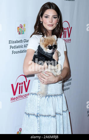 Culver City, USA. 27th Oct, 2019. CULVER CITY, LOS ANGELES, CALIFORNIA, USA - OCTOBER 27: Ashley Greene and Bentley The Pom arrive at the Elizabeth Glaser Pediatric AIDS Foundation's 30th Annual A Time for Heroes Family Festival held at Smashbox Studios on October 27, 2019 in Culver City, Los Angeles, California, USA. (Photo by Xavier Collin/Image Press Agency) Credit: Image Press Agency/Alamy Live News Stock Photo