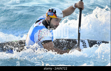 Tokyo, Japan. 27th Oct, 2019. First Place winner Aigner Hannes of Germany battles the water during the Men's Kayak competition at Kasai Canoe Slalom Center in Tokyo, Japan on Sunday October 27, 2019. Photo by: Ramiro Agustin Vargas Tabares Credit: Ramiro Agustin Vargas Tabares/ZUMA Wire/Alamy Live News Stock Photo