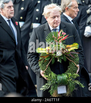 Foreign secretary Boris Johnson joins Her Majesty The Queen and Duke of Edinburgh with other members of the British Royal family and political leaders and members of the public for Remembrance service at  a wreath laying ceremony at the Cenotaph in Whitehall, London, England. November 2017. Stock Photo