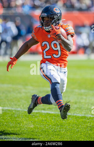 Chicago, Illinois, USA. 27th Oct, 2019. - Bears #29 Tarik Cohen runs with the ball during the NFL Game between the Los Angeles Chargers and Chicago Bears at Soldier Field in Chicago, IL. Photographer: Mike Wulf. Credit: csm/Alamy Live News Stock Photo