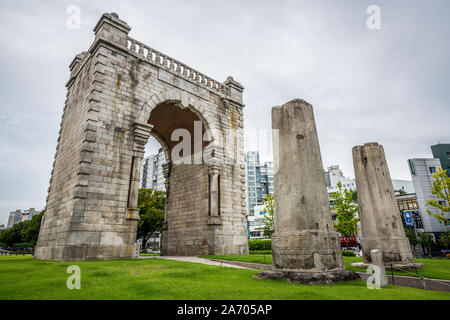 Seoul Korea , 21 September 2019 : Dongnimmun Gate or Independence Gate view in Seodaemun park Seoul South Korea Stock Photo