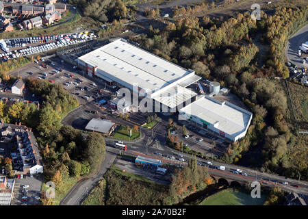 aerial view of B&Q, Pets at Homes & Pizza Hut on London Road Retail Park, Carlisle, Cumbria, UK Stock Photo