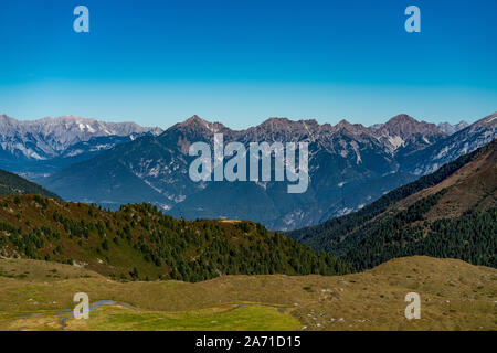 Innsbruck: Mountain Range Nordkette (inntalkette), Summit 