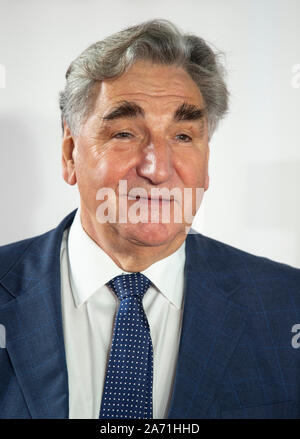 LONDON-ENGLAND 28 OCT: Jim Carter attends the World premiere of ‘The Good Liar’ at the BFI Southbank, London, England on the 28th October 2019 Stock Photo