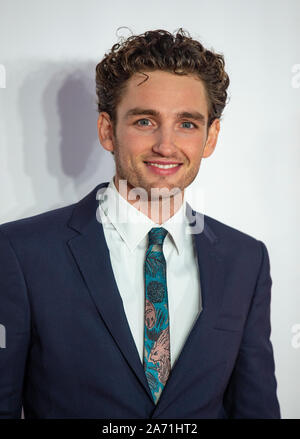 LONDON-ENGLAND 28 OCT: Laurie Davidson attends the World premiere of