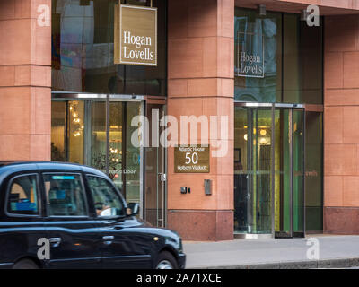 Hogan Lovells London offices at Atlantic  House, Holborn Viaduct, Londoin. An American-British law firm co-headquartered in London and Washington DC. Stock Photo