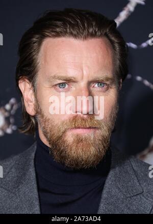 Westwood, United States. 29th Oct, 2019. WESTWOOD, LOS ANGELES, CALIFORNIA, USA - OCTOBER 29: Actor Ewan McGregor arrives at the Los Angeles Premiere Of Warner Bros. Pictures' 'Doctor Sleep' held at the Westwood Regency Theater on October 29, 2019 in Westwood, Los Angeles, California, United States. (Photo by David Acosta/Image Press Agency) Credit: Image Press Agency/Alamy Live News Stock Photo