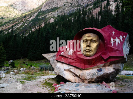 bust of Yuri Gagarin, first russian Cosmonaut - 12 september 2016 Barskoon canyon in Issyk-Kul, Kyrgyzstan Stock Photo