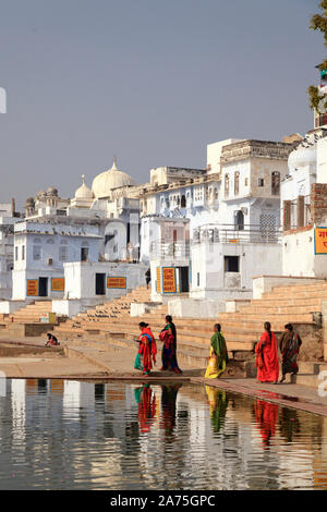 Hindu temple on Pushkar lake in Pushkar in Rajasthan state of India ...