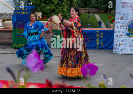 Bohemian Gypsy Life at Sibiu Internațional Poetry Roma Festival. Beautiful  young Gypsy woman. Colorful gypsy costumes. Japanese gypsies woman. Sanka  Stock Photo - Alamy