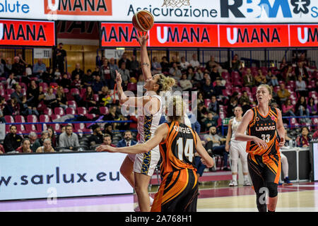 Venezia, Italy, 30 Oct 2019, debora carangelo (reyer venezia) during Reyer Venezia vs UMMC Ekaterinburg - Basketball Euroleague Women Championship - Credit: LPS/Ettore Griffoni/Alamy Live News Stock Photo