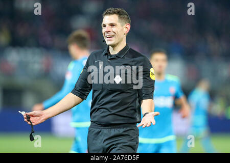 ROTTERDAM - 30-10-2019 , Football, Sparta Stadion Het Kasteel , Dutch KNVB Beker , season 2019 / 2020 , referee Jochem Kamphuis during the match Sparta - Volendam Stock Photo