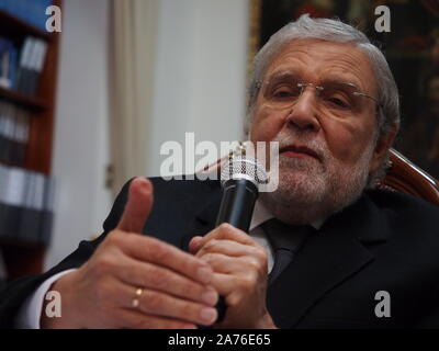 Ernesto Blume Fortini, president of the Constitutional Tribunal of Peru, gives a press conference to foreign correspondents accredited in Lima. Stock Photo