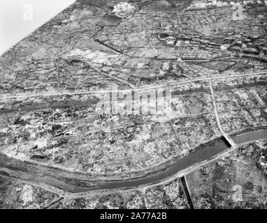 Atomic Bomb 1945 Nagasaki Stock Photo - Alamy