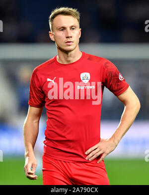 Barnsley's Cauley Woodrow during the pre-match war up prior to the beginning of the Sky Bet Championship match at The Hawthorns, West Bromwich. Stock Photo