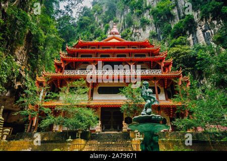 The Sam Poh Tong Chinese Temple the oldest and the main cave temple in Ipoh, Perak, Malaysia Stock Photo