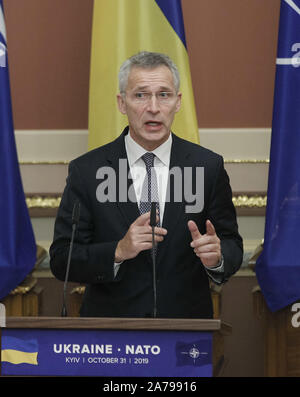 Kiev, Ukraine. 31st Oct, 2019. NATO Secretary General JENS STOLTENBERG speaks to journalists, after a meeting of the NATO-Ukraine Commission in Kiev, Ukraine, on 31 October 2019. The day before, JENS STOLTENBERG with the NATO Ambassadors visited the NATO four ships, which are docked in the Black Sea port of Odessa. NATO Secretary General JENS STOLTENBERG visited Ukraine on October 30-31, 2019. Credit: Serg Glovny/ZUMA Wire/Alamy Live News Stock Photo