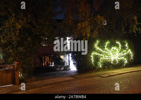 Jonathan Ross's house is decorated in preparation for his annual Halloween party at his home in Hampstead, London. PA Photo. Picture date: Wednesday October 30, 2019. See PA story SHOWBIZ Ross . Photo credit should read: Victoria Jones/PA Wire Stock Photo