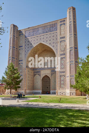 Bibi-Khanym Mosque or Bibi Khanum Mosque, Samarkand, Uzbekistan, Central Asia Stock Photo