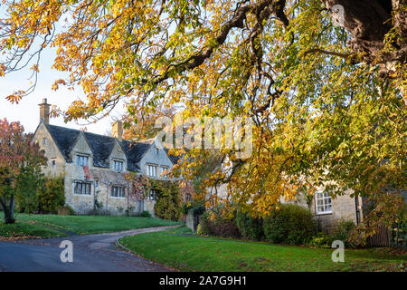 Saintbury village in autumn, Gloucestershire, England, UK Stock Photo ...