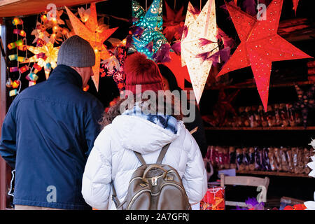 People at Star lantern stall on Christmas Market Charlottenburg Palace Stock Photo