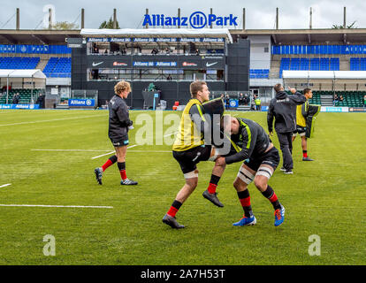 London, UK. 02nd Nov, 2019. Saracens prematch warm before the Gallagher Premiership Rugby match between Saracens and London Irish at the Allianz Park, London, England. Photo by Phil Hutchinson. Credit: UK Sports Pics Ltd/Alamy Live News Stock Photo