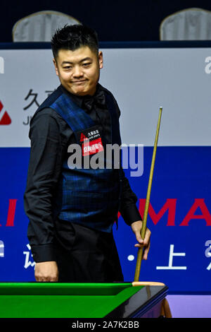 picture of chinese professional snooker player wu yize at the round 1 of 2019 snooker shanghai masters in shanghai china 9 september 2019 jack lis stock photo alamy picture of chinese professional snooker player wu yize at the round 1 of 2019 snooker shanghai masters in shanghai china 9 september 2019 jack lis stock photo alamy