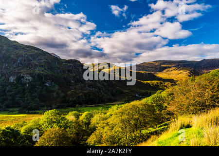 View towards Llanberis Pass, near Llyn Gwynant, Snowdonia National Park, North Wales, UK Stock Photo