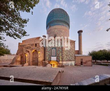 Amir-Timur-Mausoleum or Gur-Emir mausoleum of Tamerlane, Samarkand, Uzbekistan, Central Asia Stock Photo
