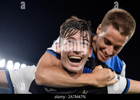 Marten de Roon of Roma scores goal and celebrates during UEFA Champions ...