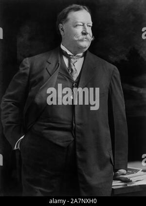 U.S. Secretary of War William Howard Taft, Three-Quarter Length Standing Portrait, 1907 Stock Photo