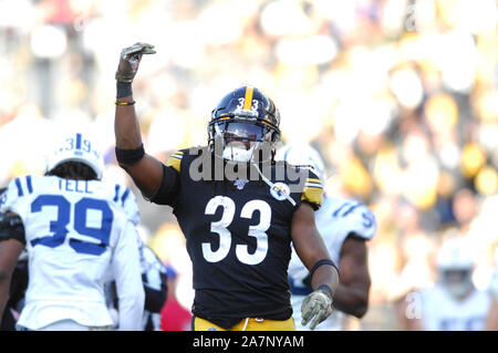 Pittsburgh, PA, USA. 3rd Nov, 2019. Trey Edmunds #33 during the Pittsburgh Steelers vs Indianapolis Colts at Heinz Field in Pittsburgh, PA. Jason Pohuski/CSM/Alamy Live News Stock Photo
