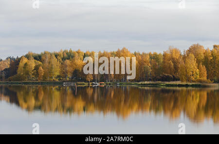 Beautiful landscape at a lake with a reflective water surface Stock ...