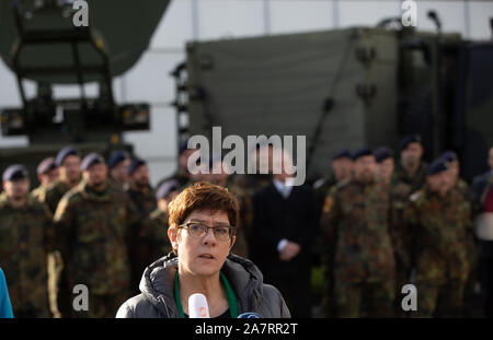 Rheinbach, Germany, 04.11.2019: The Federal Minister of Defence, Annegret Kramp-Karrenbauer, visits the military organisation Cyber and Information Space (CIR) in the Tomburg Barracks. Stock Photo