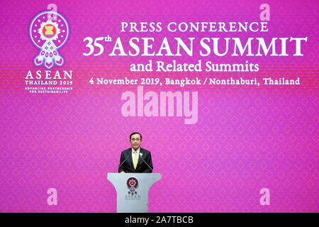 (191104) -- BANGKOK, Nov. 4, 2019 (Xinhua) -- Thai Prime Minister Prayut Chan-o-cha speaks at the press conference of the 35th summit of the Association of Southeast Asian Nations (ASEAN) and the related summits in Bangkok, Thailand, Nov. 4, 2019. (Xinhua/Rachen Sageamsak) Stock Photo